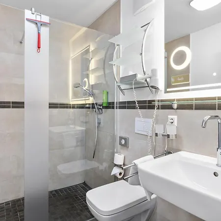 酒店 Amelie Chez Inez 博登斯边的拉多夫采尔