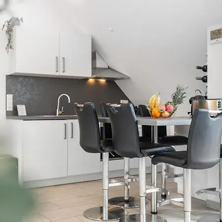Hotel Amelie Chez Inez 4*