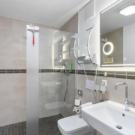 Hotel Amelie Chez Inez 4*