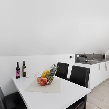 Hotel Amelie Chez Inez 4*